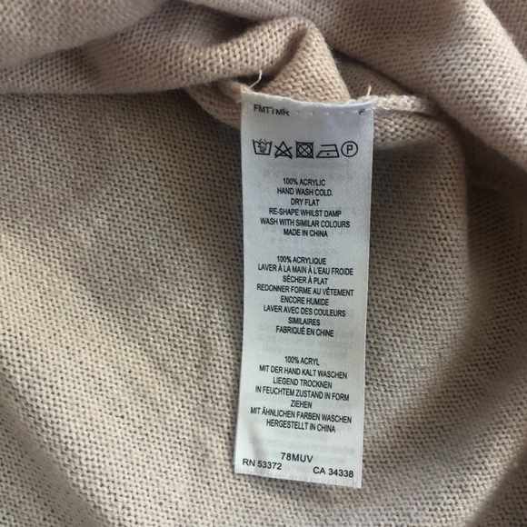 Light Pink Sweater NWOT - Picture 8 of 8